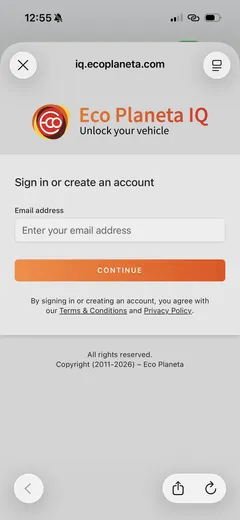 Pantalla para iniciar sesión o crear una cuenta, con el campo del correo electrónico y el botón Continue