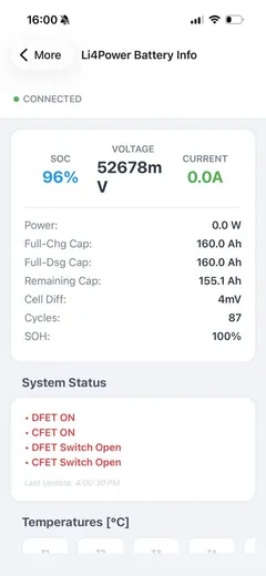 Aplicación móvil: Li4Power Battery Info con estado de carga, voltaje, corriente, capacidad, ciclos y estado del sistema